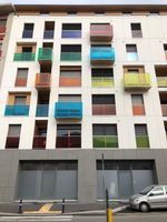 Fachada ventilada con placas EDF TRESPA® METEON® FR 10 mm color C01.21 - FOCUS - Diffuse con sistema TS150 según DIT473p/22